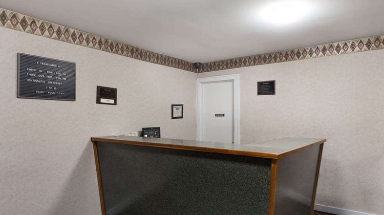 Travelodge Great Barrington Lobby