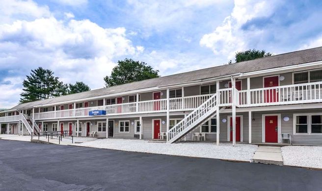 Travelodge Great Barrington Exterior