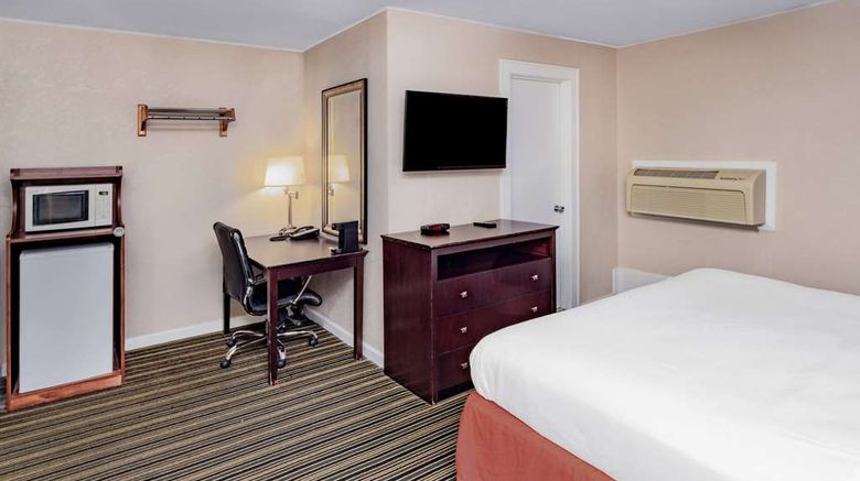 <b>Travelodge Great Barrington Room</b>. Images powered by <a href="https://iceportal.shijigroup.com/" title="IcePortal" target="_blank">IcePortal</a>.