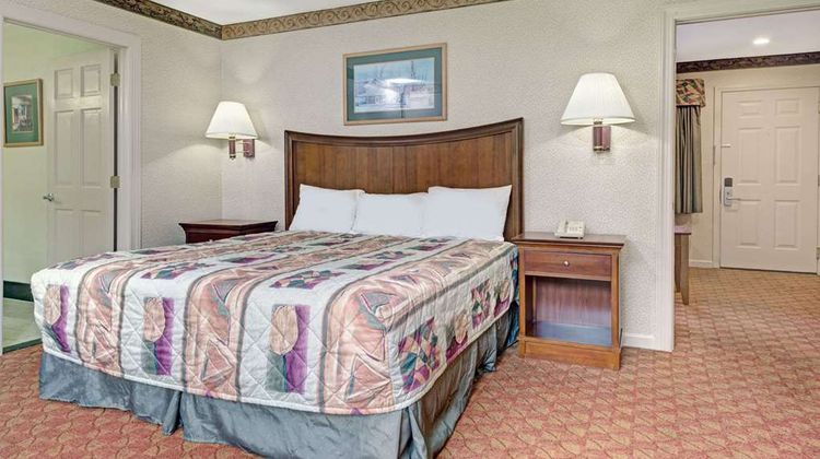 Days Inn Ridgefield Suite