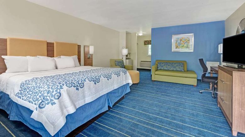 <b>Days Inn Ridgefield Room</b>. Images powered by <a href="https://iceportal.shijigroup.com/" title="IcePortal" target="_blank">IcePortal</a>.