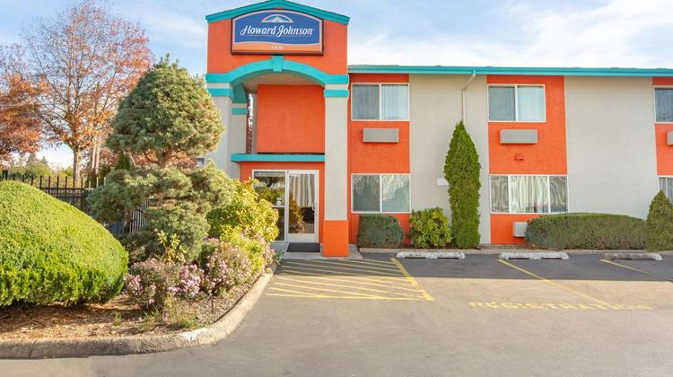 Howard Johnson Inn Salem Exterior
