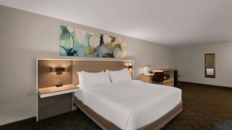 <b>Wyndham Garden Galena Hotel & Day Spa Room</b>. Images powered by <a href="https://iceportal.shijigroup.com/" title="IcePortal" target="_blank">IcePortal</a>.