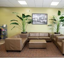 Super 8 Mississauga Lobby