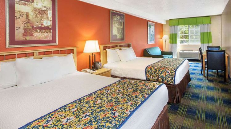 Days Inn Fremont Room