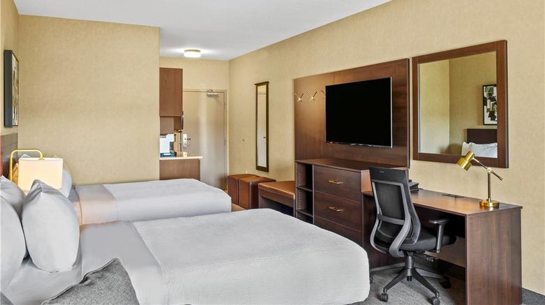 <b>Ramada Drumheller Hotels & Suites Room</b>. Images powered by <a href="https://iceportal.shijigroup.com/" title="IcePortal" target="_blank">IcePortal</a>.