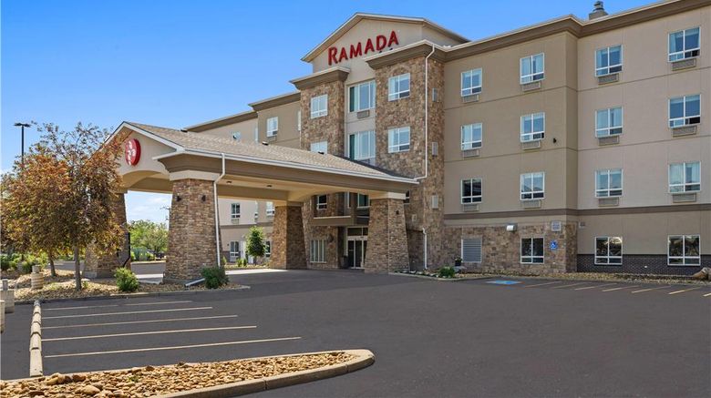 <b>Ramada Drumheller Hotels & Suites Exterior</b>. Images powered by <a href="https://iceportal.shijigroup.com/" title="IcePortal" target="_blank">IcePortal</a>.