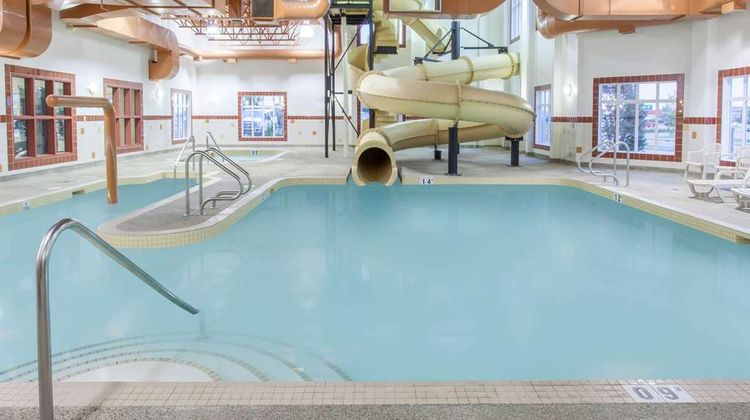 Ramada Camrose Pool
