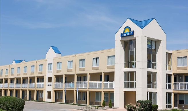 Days Inn Des Moines-West Clive Exterior