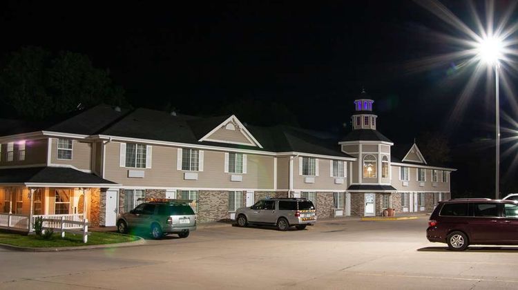 Super 8 Arkansas City Exterior