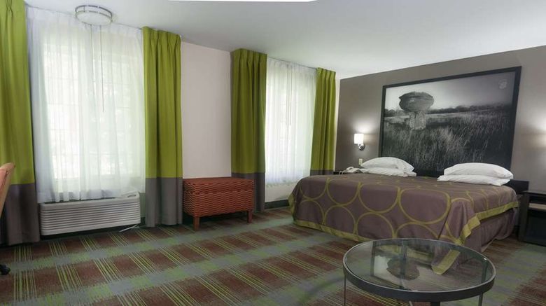 <b>Super 8 Arkansas City Room</b>. Images powered by <a href="https://iceportal.shijigroup.com/" title="IcePortal" target="_blank">IcePortal</a>.