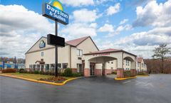 Days Inn & Suites Seaford
