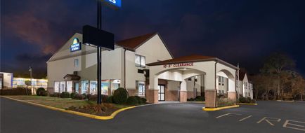 Days Inn & Suites Seaford Exterior