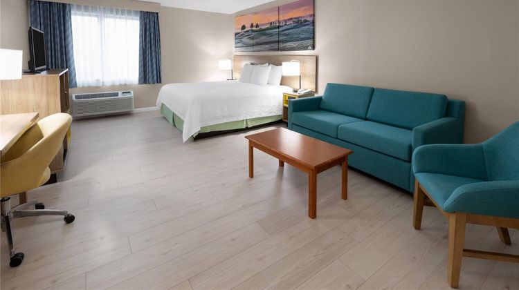 Days Inn & Suites Seaford Room