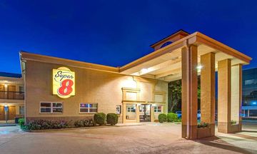 Super 8 Richardson/Dallas