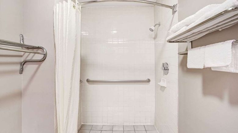 <b>Super 8 Richardson/Dallas Room</b>. Images powered by <a href="https://iceportal.shijigroup.com/" title="IcePortal" target="_blank">IcePortal</a>.
