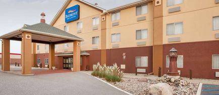 Baymont Inn/Suites Conf Ctr-South Haven Exterior