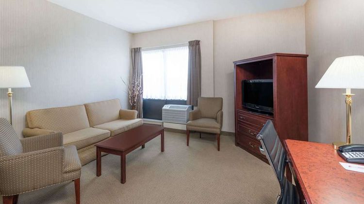 Ramada St John's Room