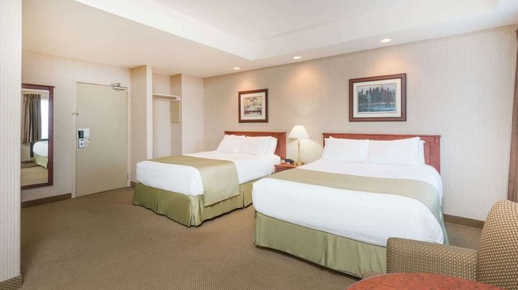 Ramada St John's Room