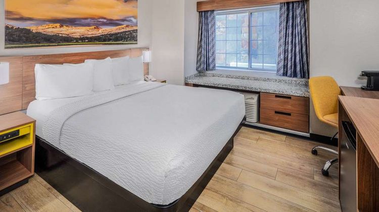 Days Inn Greeley Room