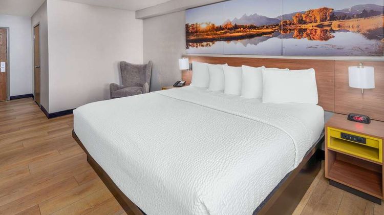 Days Inn Greeley Room
