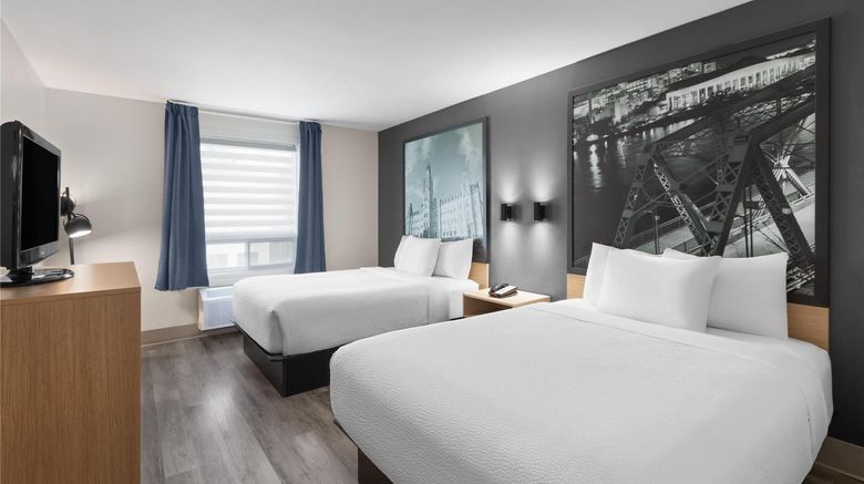 <b>Super 8 Quebec City Room</b>. Images powered by <a href="https://iceportal.shijigroup.com/" title="IcePortal" target="_blank">IcePortal</a>.
