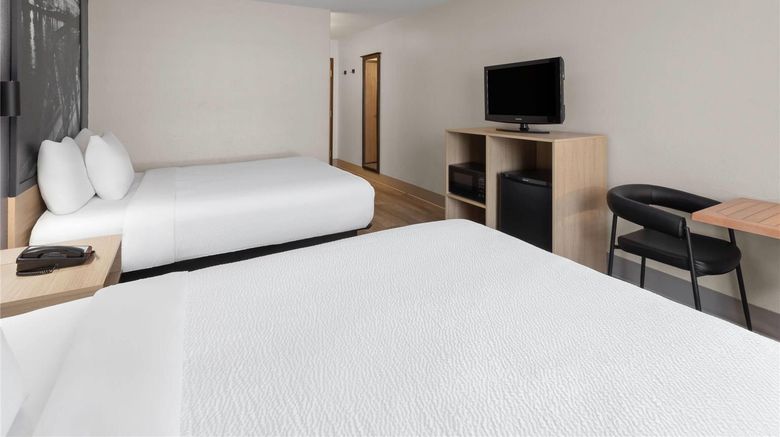 <b>Super 8 Quebec City Room</b>. Images powered by <a href="https://iceportal.shijigroup.com/" title="IcePortal" target="_blank">IcePortal</a>.