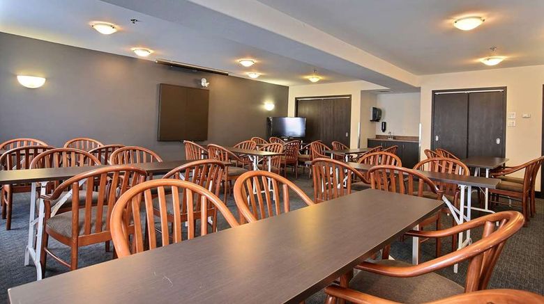 <b>Super 8 Trois-Rivieres Meeting</b>. Images powered by <a href="https://iceportal.shijigroup.com/" title="IcePortal" target="_blank">IcePortal</a>.