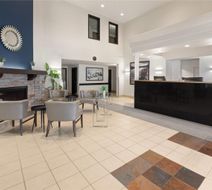 Super 8 Trois-Rivieres Lobby