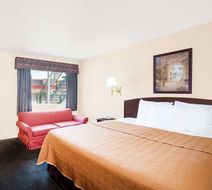 Travelodge Barstow Room