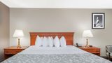 Days Inn by Wyndham Historic Downtown Room