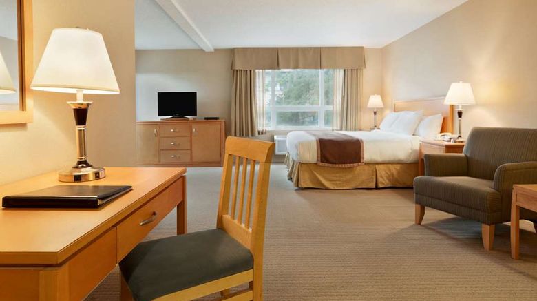 <b>Ramada Nanaimo Suite</b>. Images powered by <a href="https://iceportal.shijigroup.com/" title="IcePortal" target="_blank">IcePortal</a>.