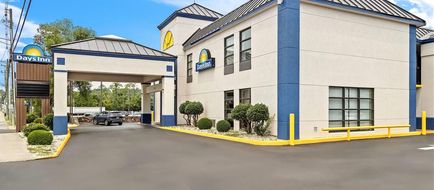 Days Inn Salem Exterior