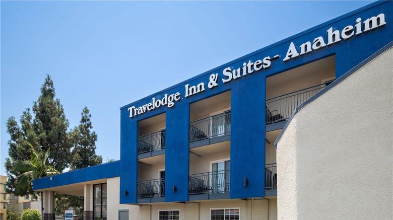 <b>Travelodge Anaheim Inn and Suite Exterior</b>. Images powered by <a href="https://iceportal.shijigroup.com/" title="IcePortal" target="_blank">IcePortal</a>.