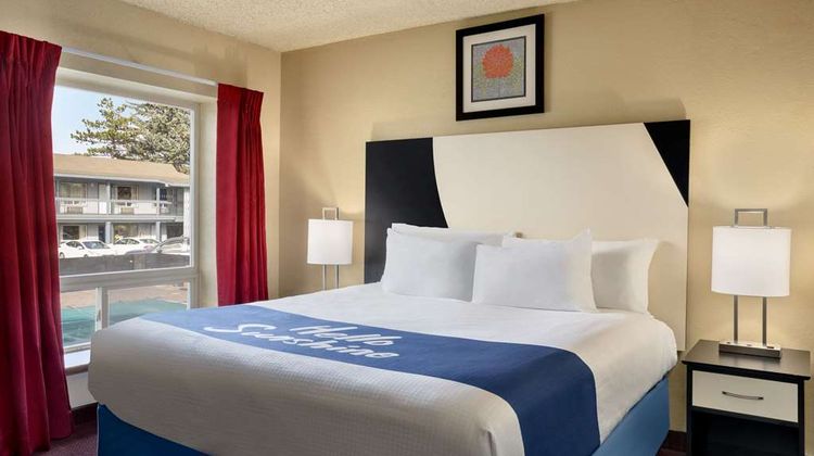 Days Inn Bend Suite