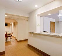 Super 8 Allentown Lobby