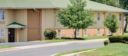 Super 8 Allentown Exterior