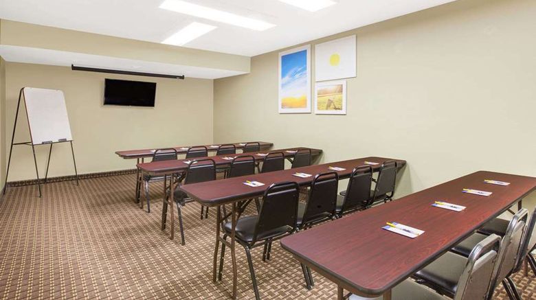 <b>Days Inn San Jose Milpitas Meeting</b>. Images powered by <a href="https://iceportal.shijigroup.com/" title="IcePortal" target="_blank">IcePortal</a>.