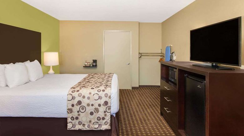 <b>Days Inn San Jose Milpitas Room</b>. Images powered by <a href="https://iceportal.shijigroup.com/" title="IcePortal" target="_blank">IcePortal</a>.