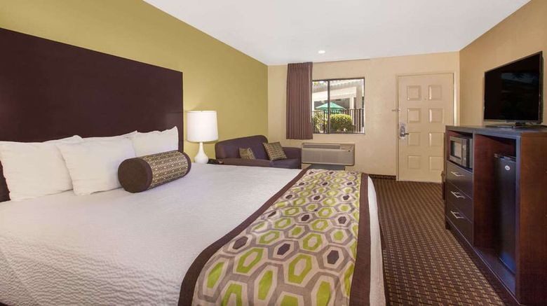 <b>Days Inn San Jose Milpitas Room</b>. Images powered by <a href="https://iceportal.shijigroup.com/" title="IcePortal" target="_blank">IcePortal</a>.