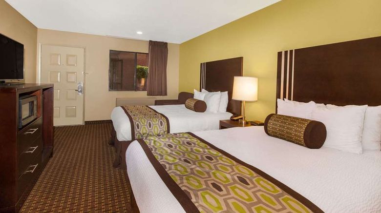 <b>Days Inn San Jose Milpitas Room</b>. Images powered by <a href="https://iceportal.shijigroup.com/" title="IcePortal" target="_blank">IcePortal</a>.