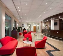 Ramada Encore Geneva Lobby