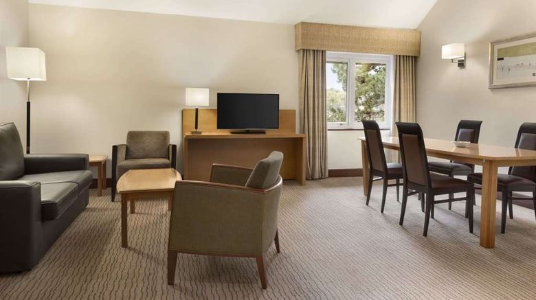 <b>Ramada Birmingham/Solihull Suite</b>. Images powered by <a href="https://iceportal.shijigroup.com/" title="IcePortal" target="_blank">IcePortal</a>.