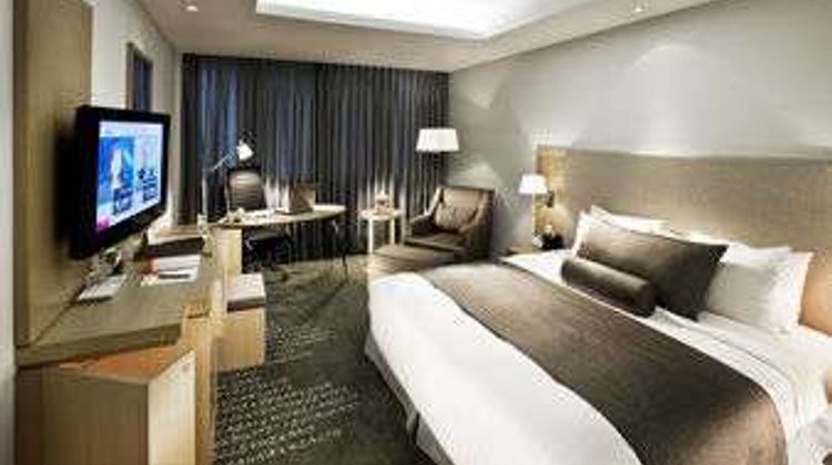 Ramada Songdo Hotel Room