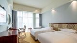 Ramada Plaza Taian Room