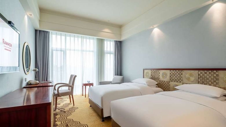 <b>Ramada Plaza Taian Room</b>. Images powered by <a href="https://iceportal.shijigroup.com/" title="IcePortal" target="_blank">IcePortal</a>.