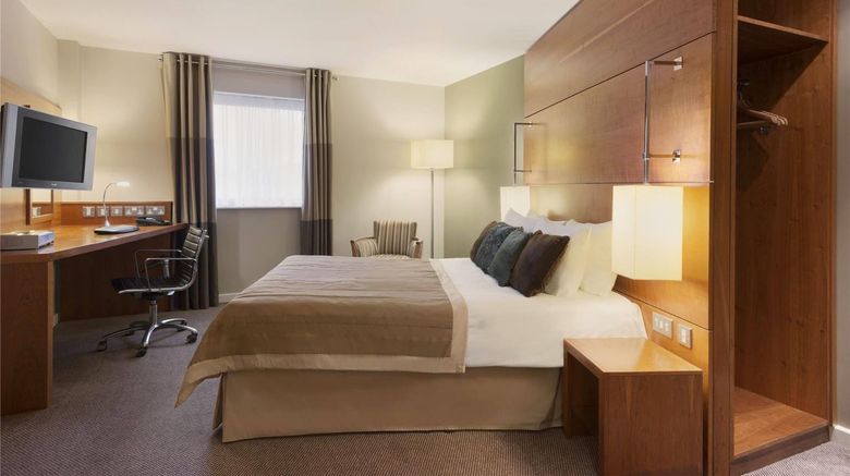 <b>Ramada Plaza Wrexham Room</b>. Images powered by <a href="https://iceportal.shijigroup.com/" title="IcePortal" target="_blank">IcePortal</a>.