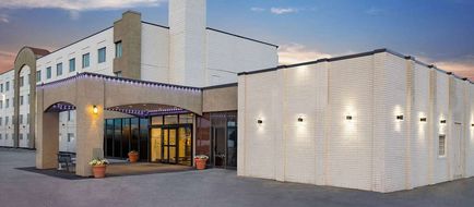 Days Inn Cranbrook Exterior