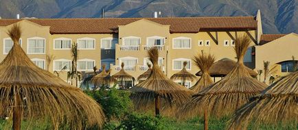 Howard Johnson Resort Villa de Merlo Exterior