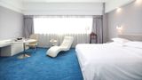 <b>Ramada Plaza Riverside Hangzhou Room</b>. Images powered by <a href="https://iceportal.shijigroup.com/" title="IcePortal" target="_blank">IcePortal</a>.